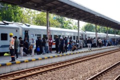 Angkutan Murah Berkualitas, KA Ekonomi PSO Curi Perhatian Warga Cirebon