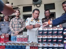 Berantas Rokok Tanpa Cukai, Bea Cukai Cirebon Gelar Razia Gabungan