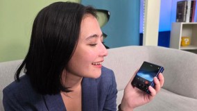 HP Lipat Samsung Makin Diminati, Ini Cerita Prilly Latuconsina dan Andy Garcia
