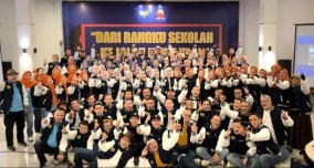 Angkatan 90 SMPN 2 Kota Cirebon Gelar Reuni 35 Tahun Ninetyers