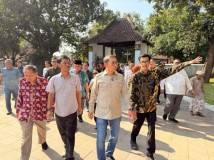 Fadli Zon Tinjau Gedung Kesenian di Cirebon, Siap Didorong Jadi Pusat Budaya