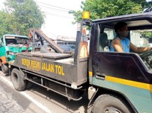 Truk Tangki Air Oleng di Jalan Sudirman Kota Cirebon, Satu Tewas dan Tujuh Luka