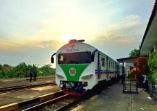 KAI Hadirkan Rail Clinic dan Rail Library di Stasiun Cipunegara