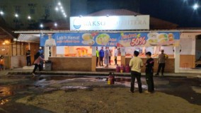 Kios Bakso di Kota Cirebon Terbakar Saat Ganti Tabung Gas, Satu Karyawan Terluka