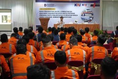 KAI Daop 3 Cirebon Beri Pembinaan kepada Petugas Jalur, KPJR, dan Penjaga Perlintasan