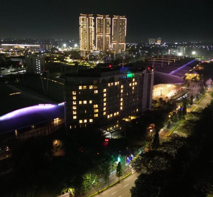 Dukung Gerakan Global, Santika Indonesia Hotels & Resorts Gelar Pemadaman Serentak di Earth Hour 2025