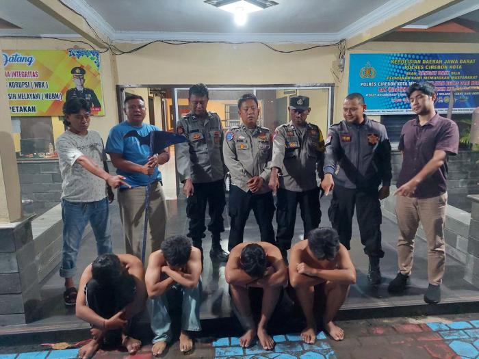 Empat Remaja di Cirebon Diamankan Polsek Kapetakan saat Hendak Tawuran untuk Konten