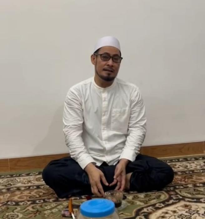 Pengasuh Ponpes Al-Khiyaroh Buntet Ajak Warga dan Aparat Jaga Keamanan