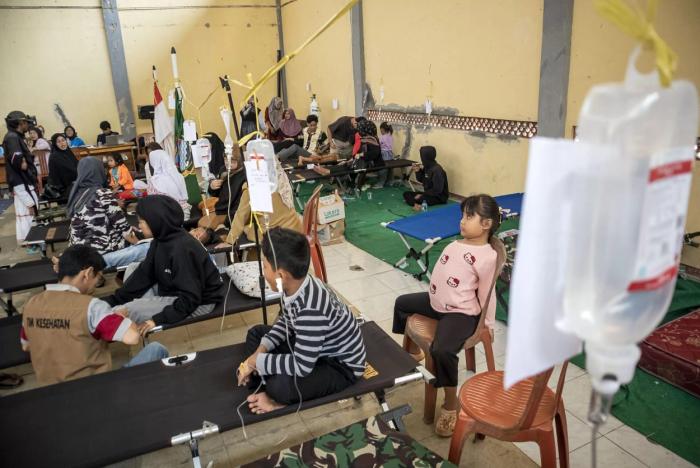 Ribuan Pelajar di Jabar Keracunan Massal Usai Santap MBG