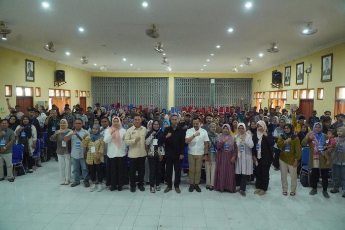 DPR dan BGN Ajak Warga Kediri Dukung Program Makan Bergizi Gratis