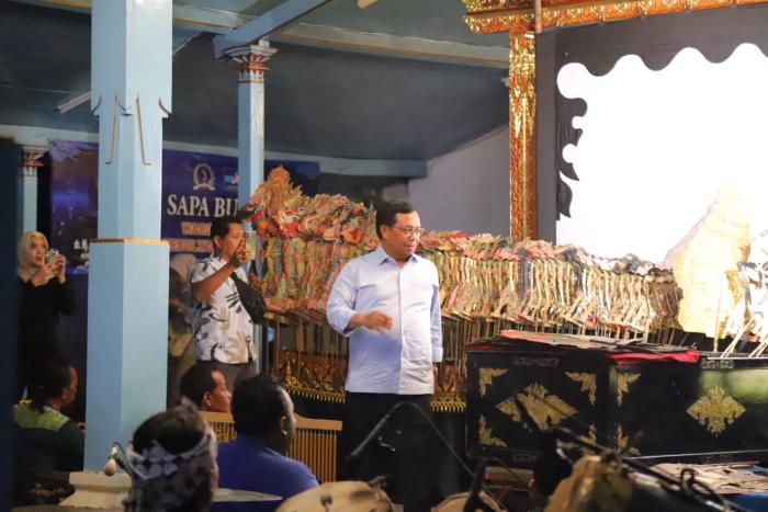 Sekjen Demokrat Herman Khaeron Dukung Pelestarian Wayang Kulit di Keraton Kanoman