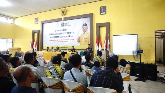 DPR dan BGN Paparkan Manfaat Program MBG kepada Warga Kediri