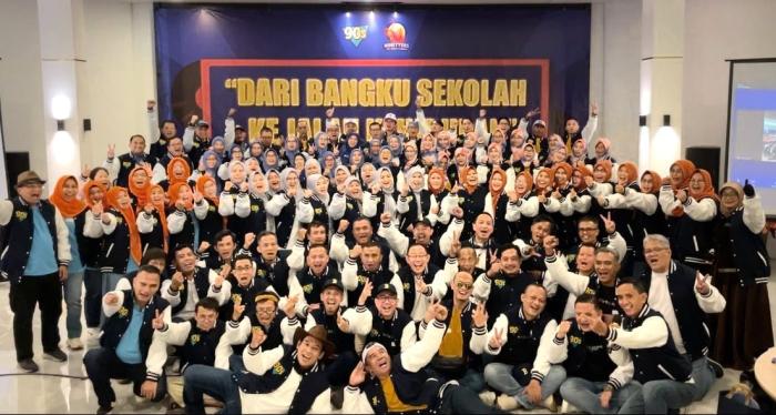 Angkatan 90 SMPN 2 Kota Cirebon Gelar Reuni 35 Tahun Ninetyers