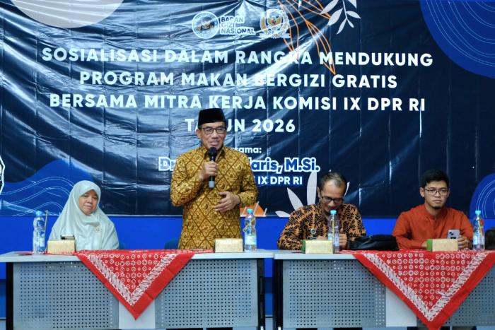DPR dan BGN Edukasi Warga Desa Butuh soal Program Makan Bergizi Gratis
