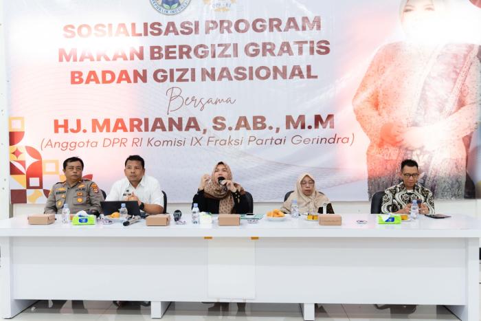 Mariana Ajak Warga Tanah Laut Kawal Pemberian Makanan Bergizi untuk Siswa