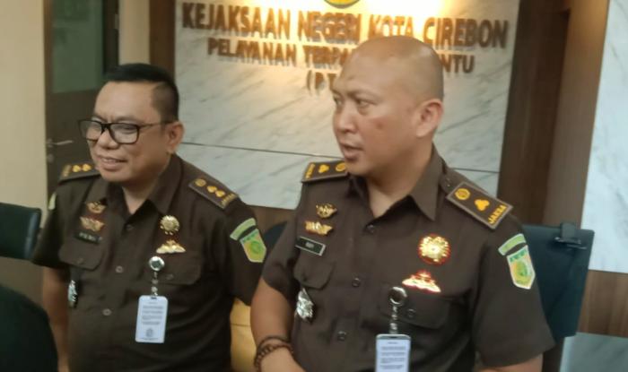 Kejari Kota Cirebon Tetapkan Tiga Pimpinan BPR sebagai Tersangka