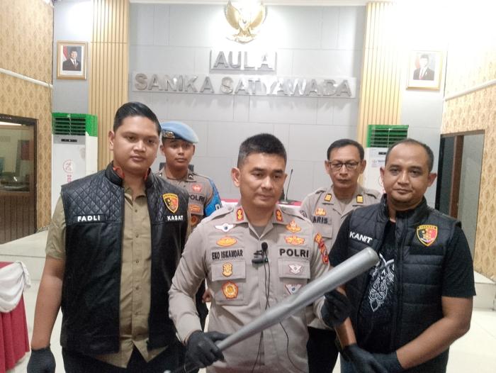 Warung di Pandesan Cirebon Dirusak Geng Motor, Dua Orang Ditangkap