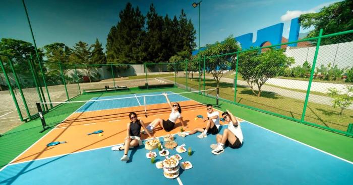Santika Premiere Linggarjati Buka Lapangan Pickleball untuk Tamu dan Umum