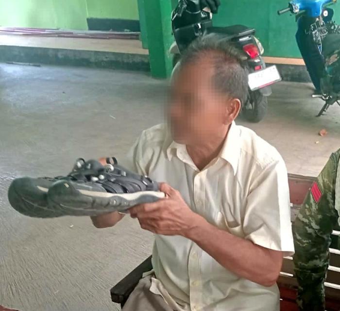Rekaman CCTV di Masjid Darul Muttaqim Cirebon Bongkar Aksi Pencuri Sepatu saat Salat Jumat