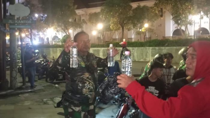 Kodim Kota Cirebon Temukan Remaja Pesta Miras dan Amankan Empat Motor saat Patroli