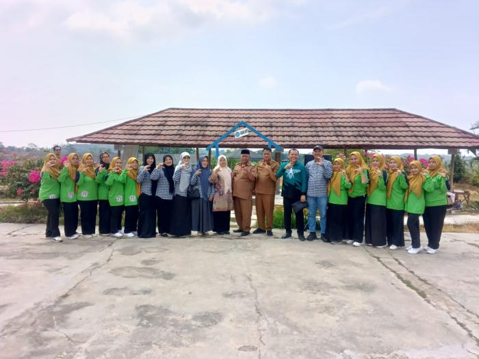 Komisi I DPRD Kabupaten Cirebon Jadikan Desa Ciawigajah Contoh Pengelolaan Sampah